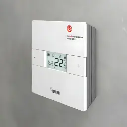 Rehau Sobni regulator NEA HT 24V 13370241001