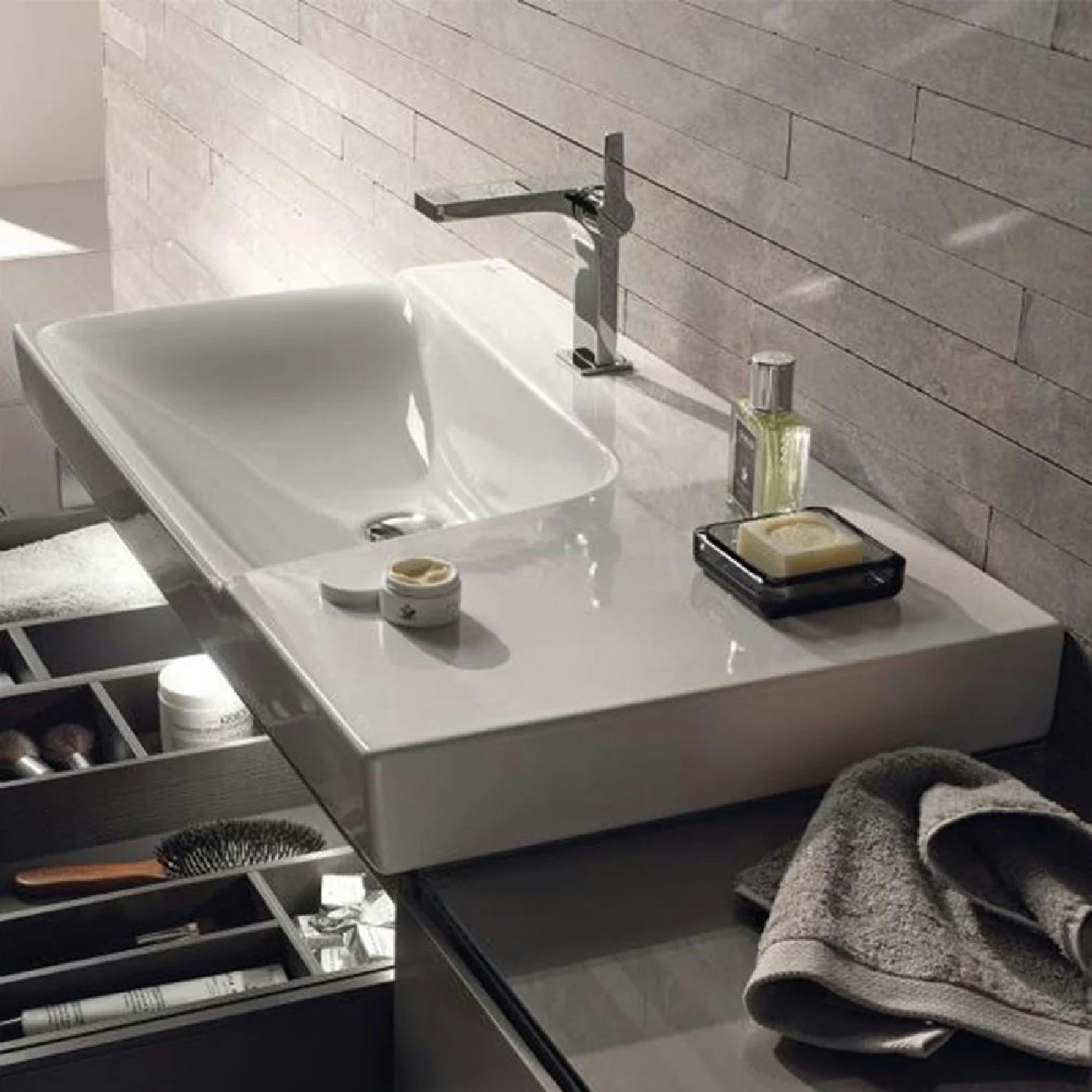 Geberit Lavabo 900 x 480 mm x Eno2 Sa Površinom za Odlaganje Desno 500.533.01.1